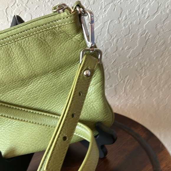 Calvin Klein: Light green 2 pocket crossbody- adjustable strap - Picture 9 of 16